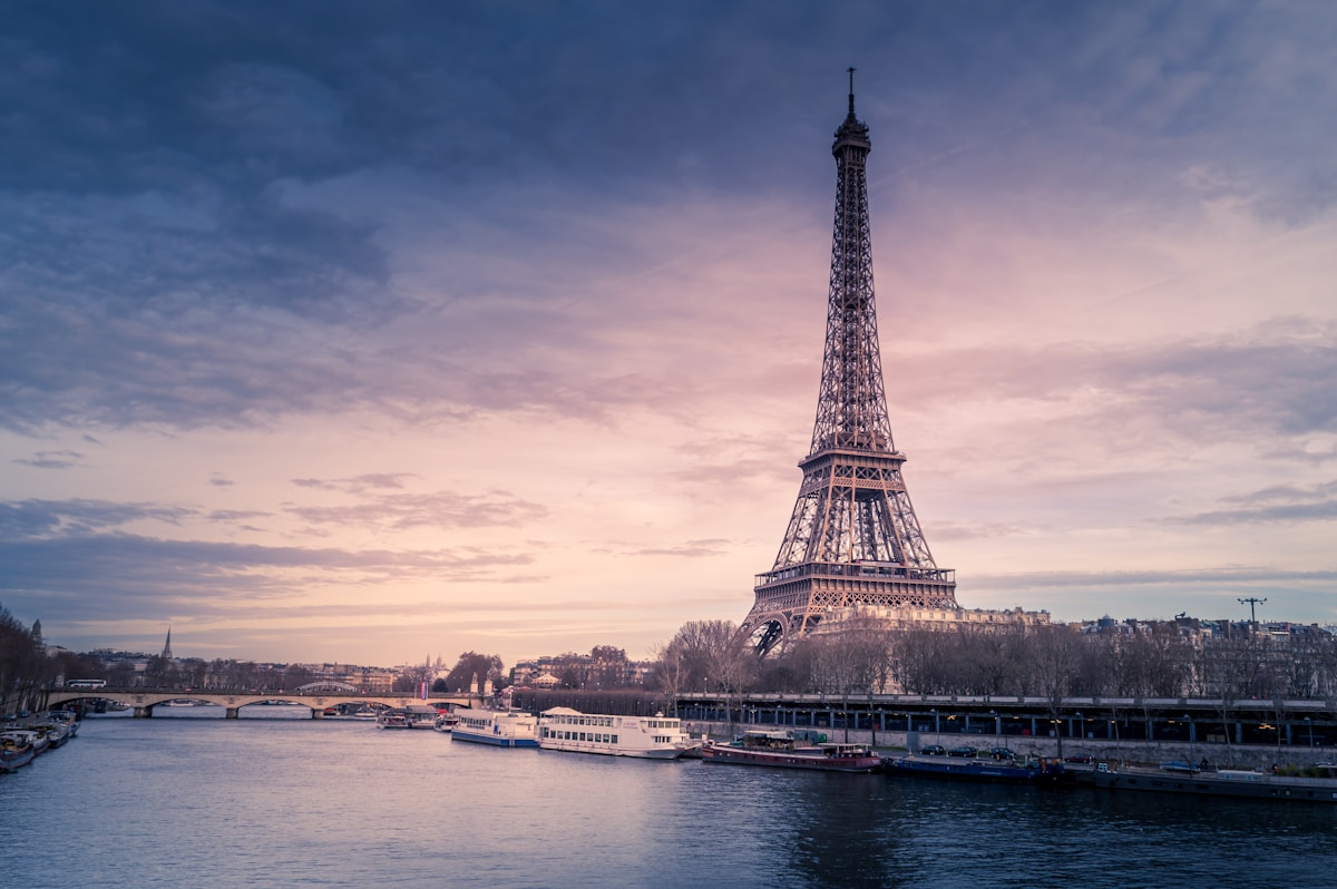 Paris au crépuscule : inspiration pour un séjour premium